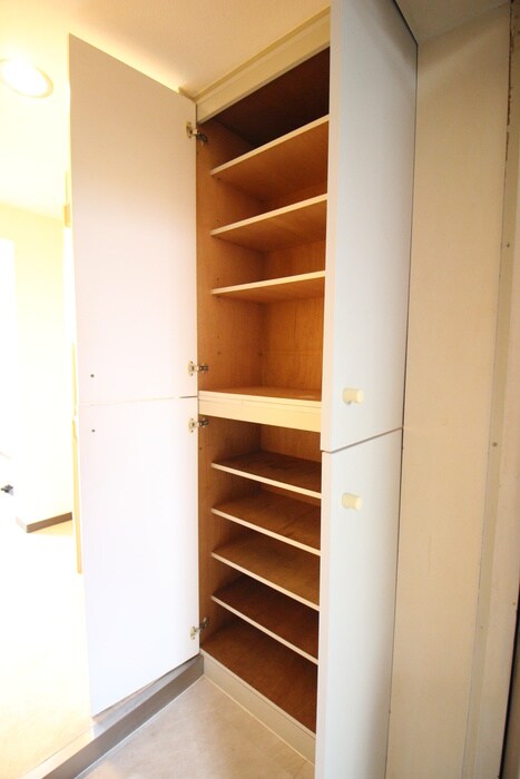 物件内観写真17　(靴箱)