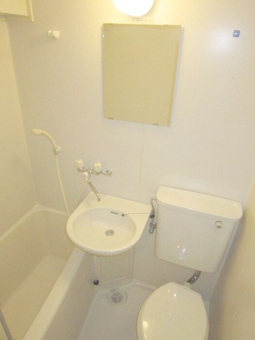 物件内観写真11　(バス／シャワールーム等)