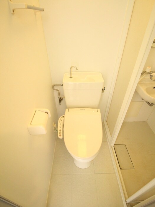 物件内観写真9　(トイレ)