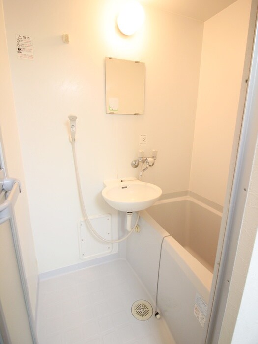 物件内観写真12　(バス／シャワールーム等)