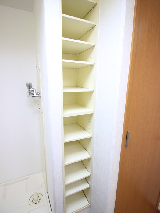 物件内観写真18　(靴箱)