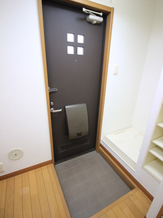 物件内観写真19　(玄関)