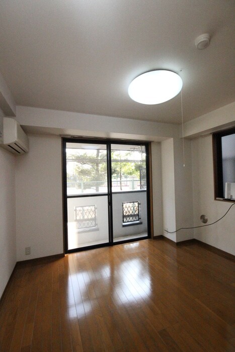 物件内観写真16　(居室)