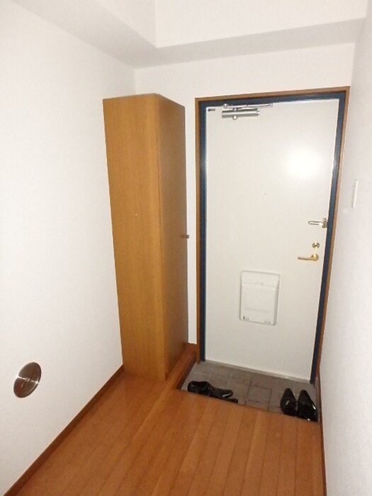 物件内観写真21　(玄関)