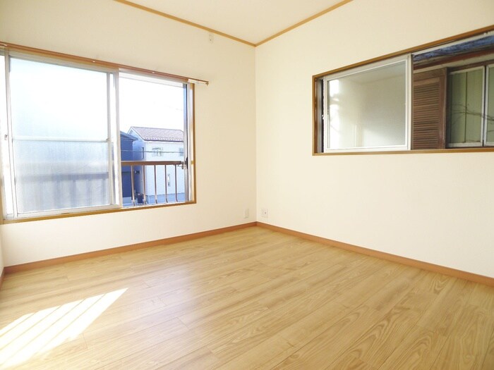 物件内観写真8　(居室)