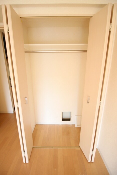 物件内観写真9　(収納)