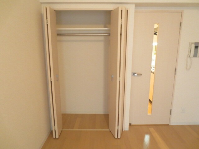 物件内観写真13　(収納)
