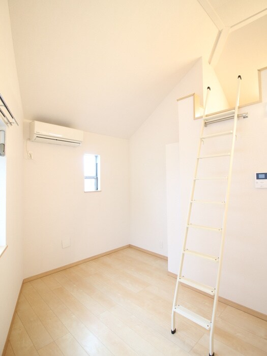 物件内観写真7　(居室)