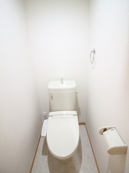 物件内観写真13　(トイレ)