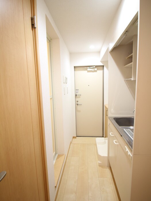 物件内観写真15　(廊下)