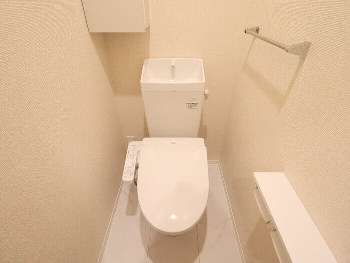 物件内観写真12　(トイレ)