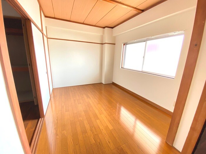 物件内観写真11　(居室)