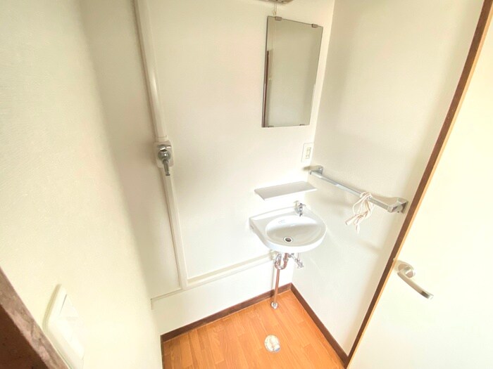 物件内観写真13　(洗面)
