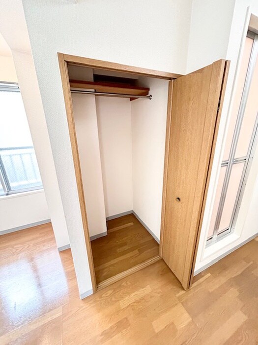 物件内観写真12　(収納)