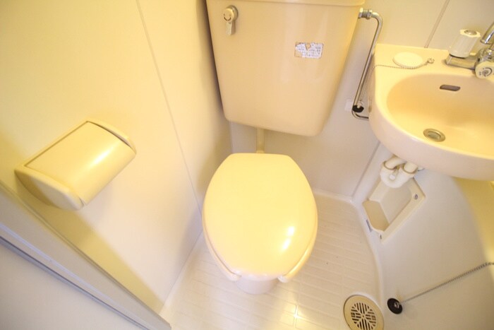 物件内観写真12　(トイレ)