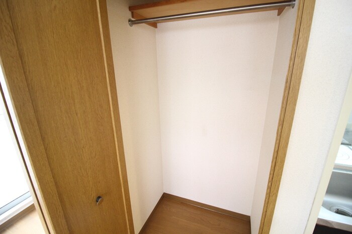 物件内観写真13　(収納)