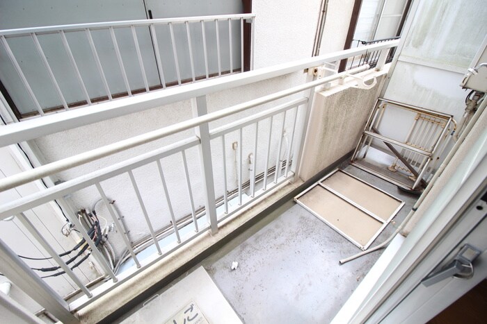 物件内観写真14　(洗濯機置場)