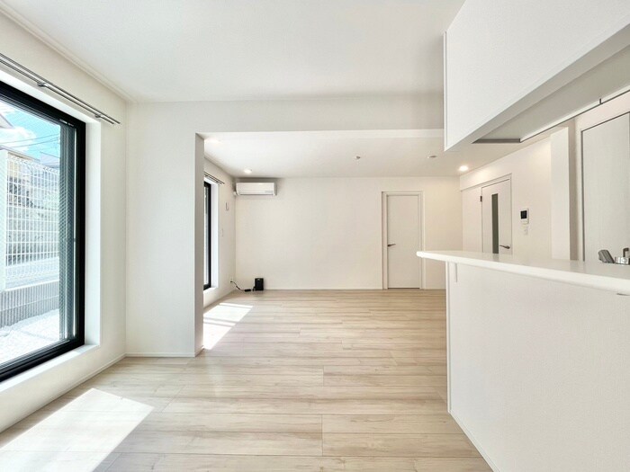 物件内観写真9　(居室)