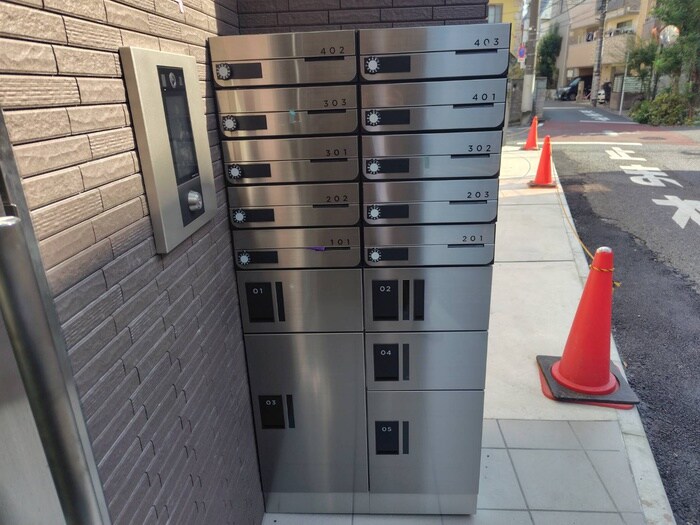 物件外観写真4　(建物設備)