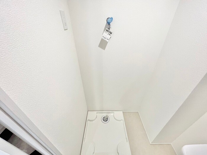 物件内観写真13　(洗濯機置場)