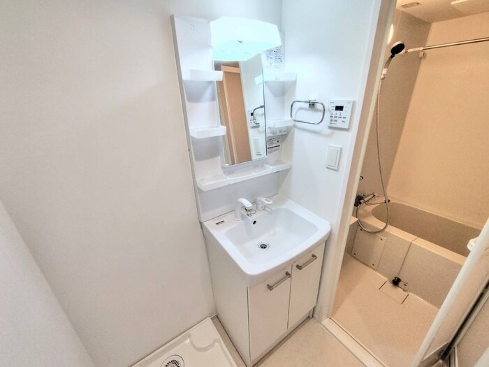 物件内観写真15　(洗面)