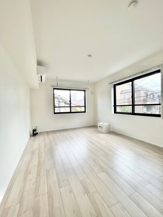 物件内観写真15　(居室)