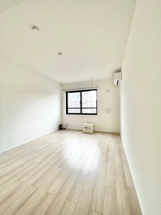 物件内観写真15　(居室)