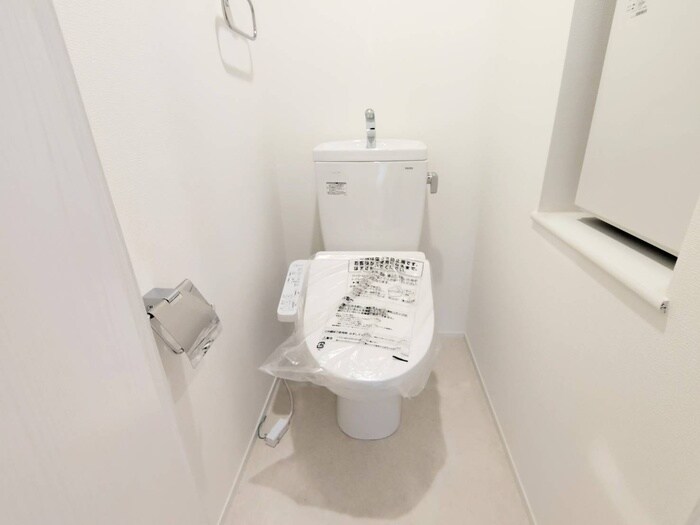 物件内観写真16　(トイレ)