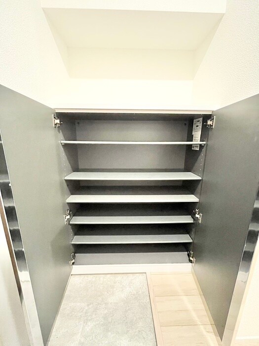 物件内観写真17　(靴箱)