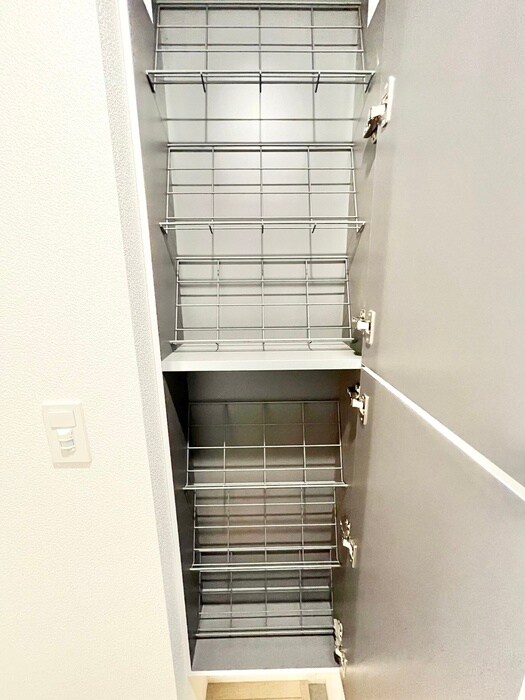 物件内観写真20　(靴箱)