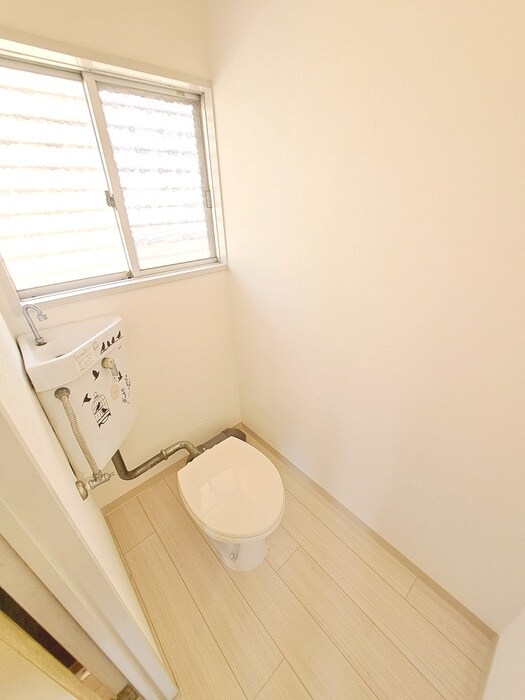 物件内観写真13　(トイレ)