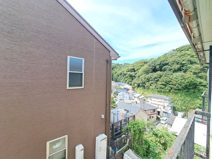 物件内観写真20　(室内からの展望)