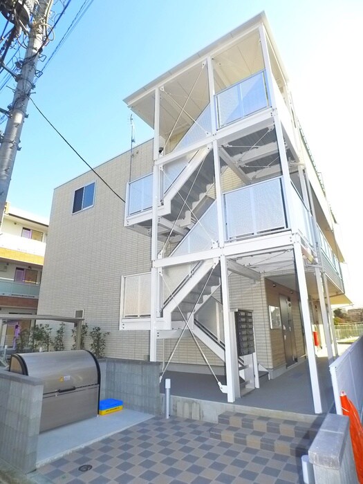 物件外観写真2　(外観写真)