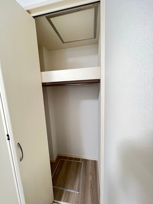 物件内観写真18　(収納)