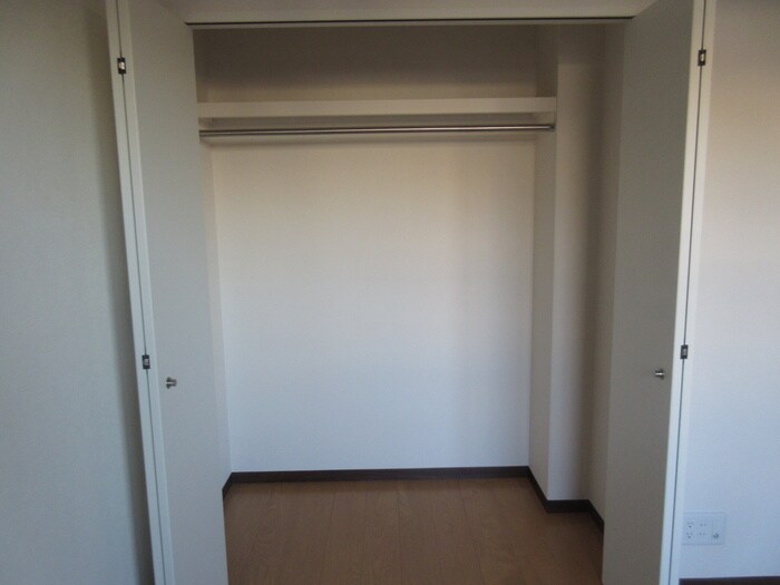 物件内観写真10　(収納)