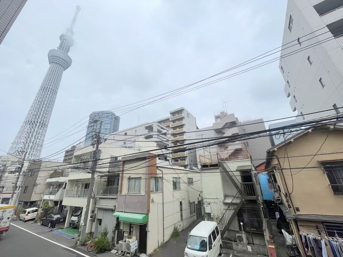 物件内観写真16　(室内からの展望)