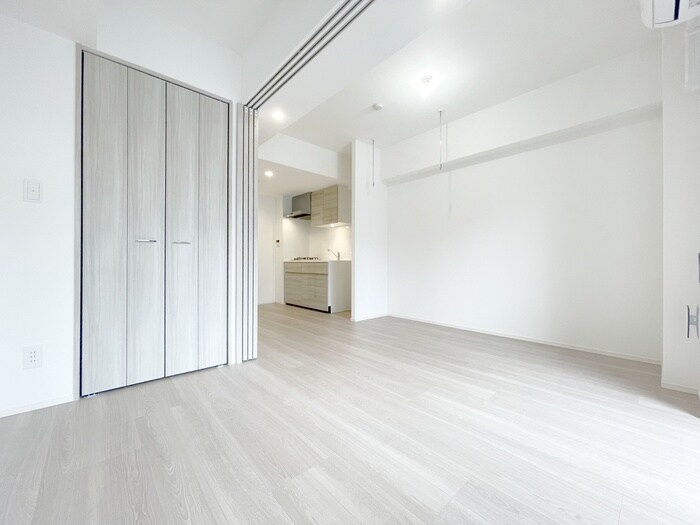 物件内観写真17　(廊下)