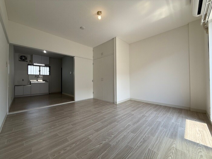 物件内観写真7　(居室)