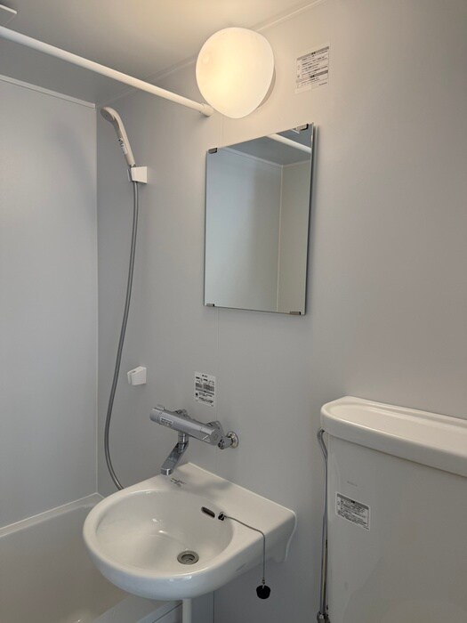 物件内観写真12　(洗面)