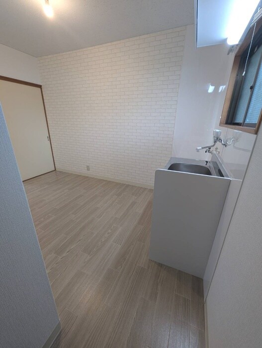 物件内観写真20　(廊下)