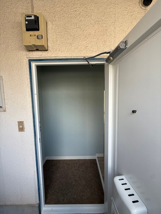 物件内観写真22　(玄関)
