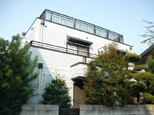 ロ－ゼハイム２外観写真