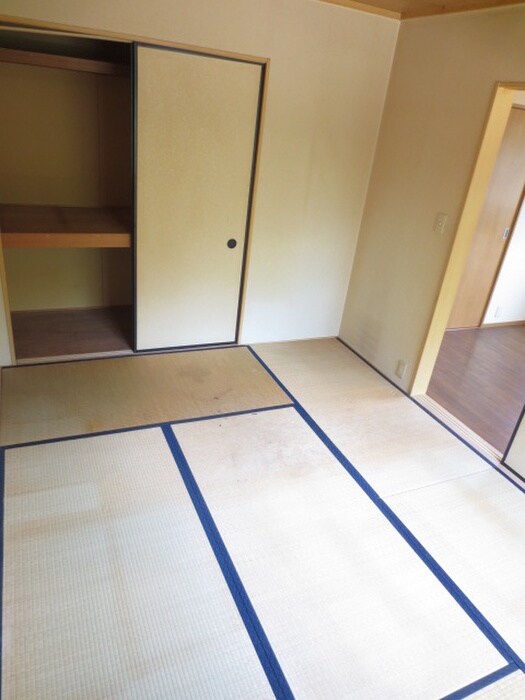 物件内観写真6　(居室)