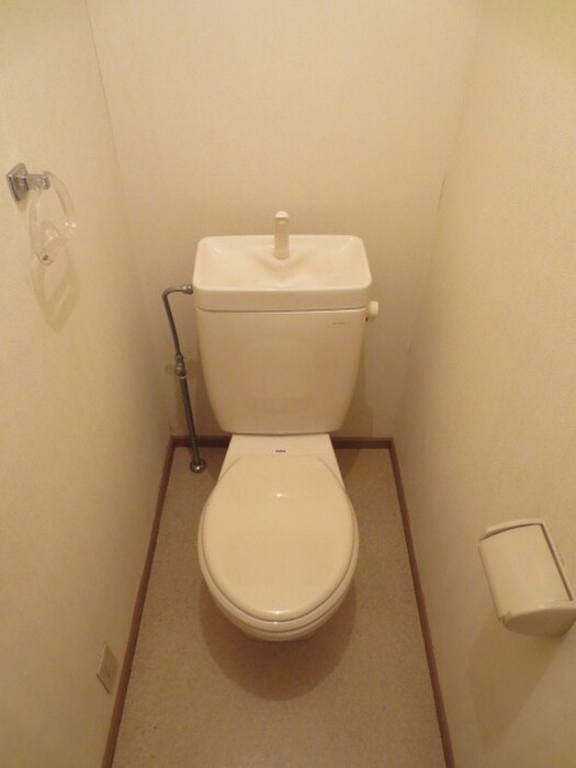 物件内観写真8　(トイレ)