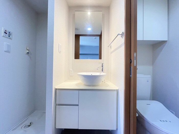 物件内観写真13　(洗面)