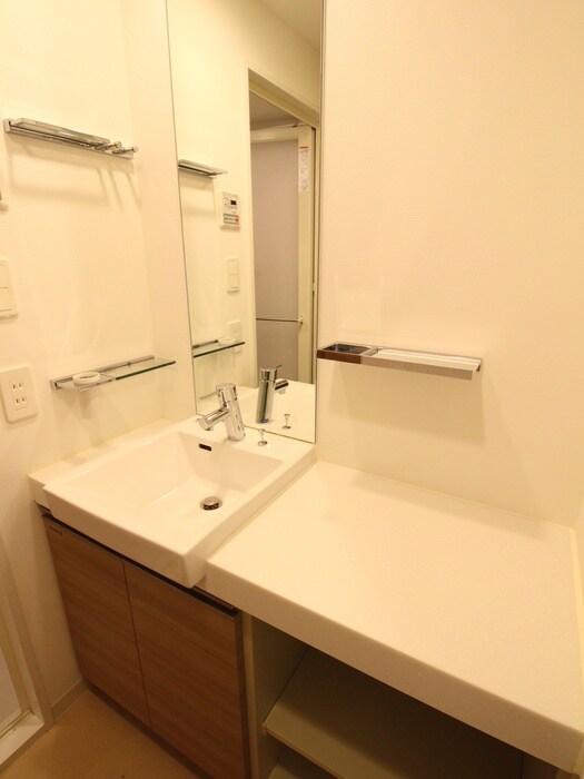 物件内観写真12　(洗面)