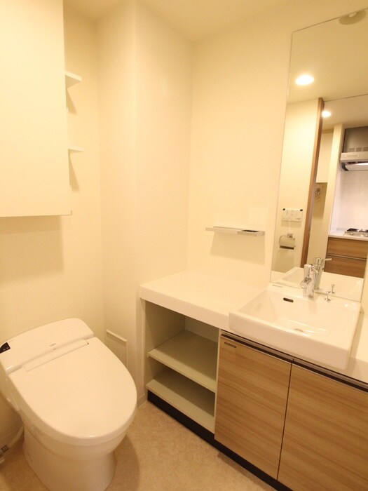 物件内観写真13　(トイレ)