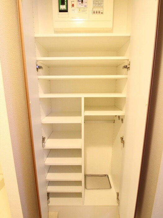 物件内観写真15　(靴箱)