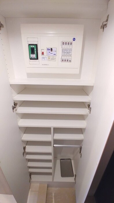 物件内観写真18　(靴箱)