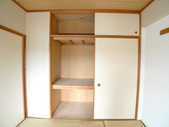 物件内観写真18　(収納)